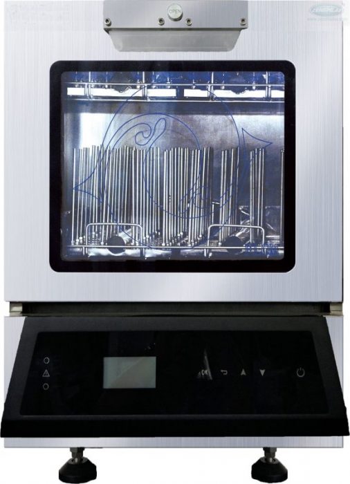 Bottle cleaning machine