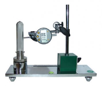 Digital LCD display preform perpendicularity tester