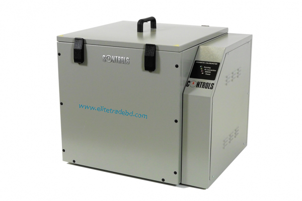Adiabatic concrete calorimeter